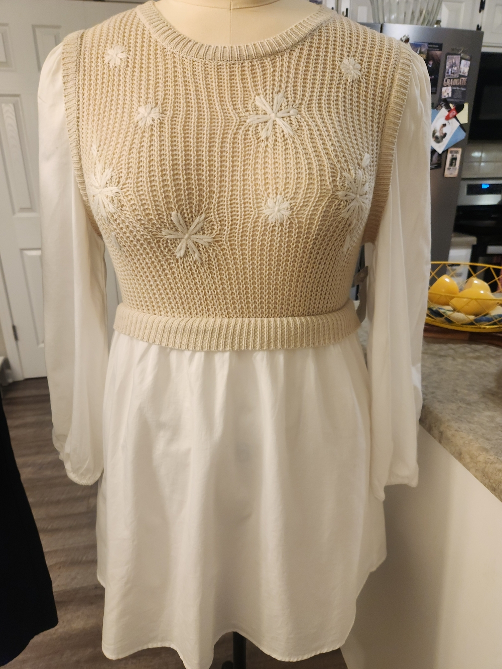 Beige Floral Crochet Knit Sweater Vest Top